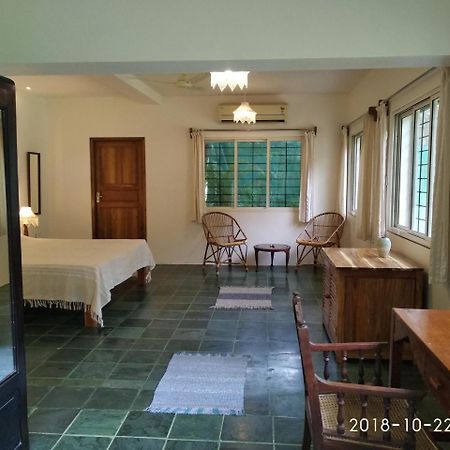 Isai Ambalam Guest House Pondicherry Exterior foto