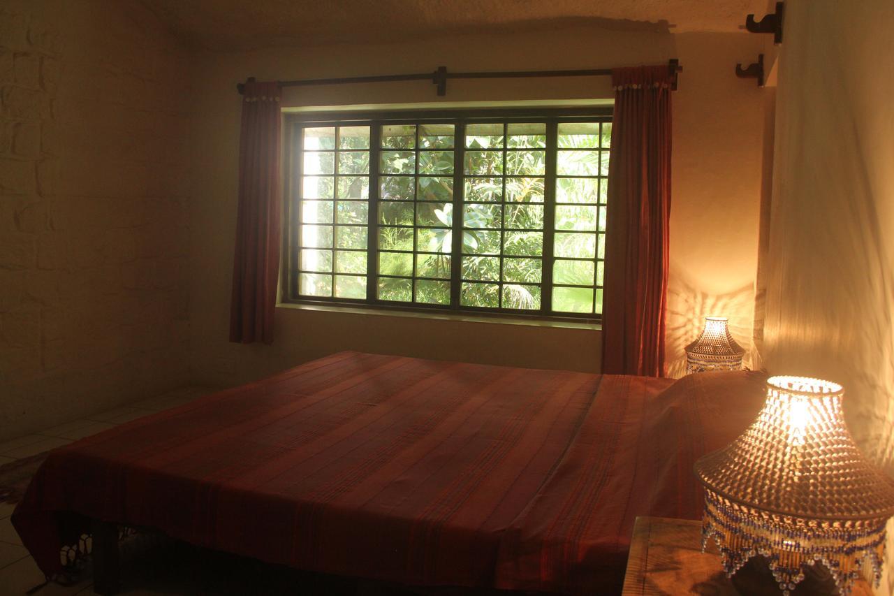 Isai Ambalam Guest House Pondicherry Exterior foto