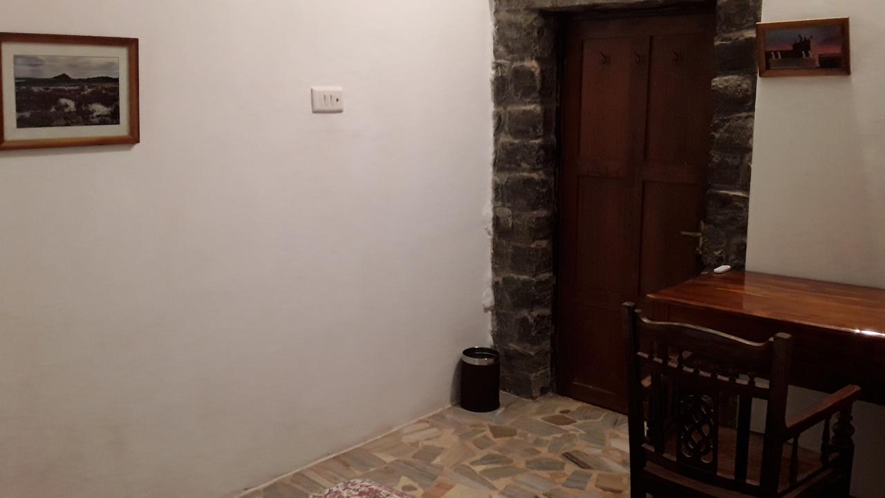 Isai Ambalam Guest House Pondicherry Exterior foto