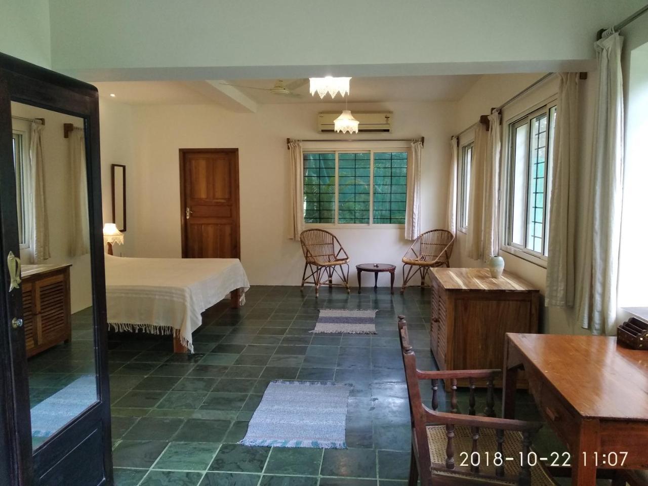 Isai Ambalam Guest House Pondicherry Exterior foto