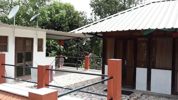 Isai Ambalam Guest House Pondicherry Exterior foto